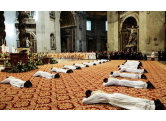 Il Papa ai sacerdoti: "Non siete padroni della dottrina"