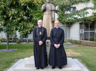 Double rejection: Lefebvrians reject Rome's proposals