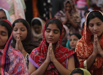 Libri di scuola in Pakistan che insegnano il disprezzo per le minoranze religiose