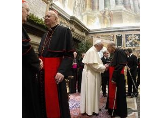Gli auguri del Papa alla Curia Gli auguri del Papa alla Curia