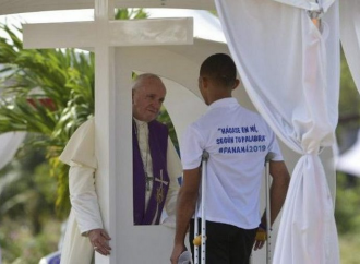 Panama, il Papa incontra i carcerati e li confessa
