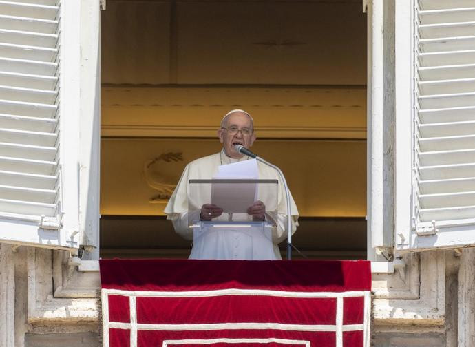 il Papa al Regina Coeli