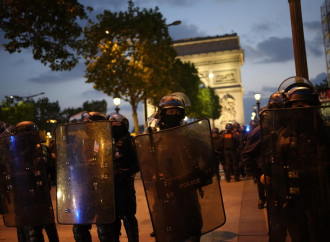 Polizia a Parigi (La Presse)