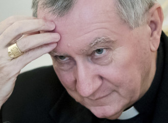 Parolin sulla "correzione" al Papa: dialogo