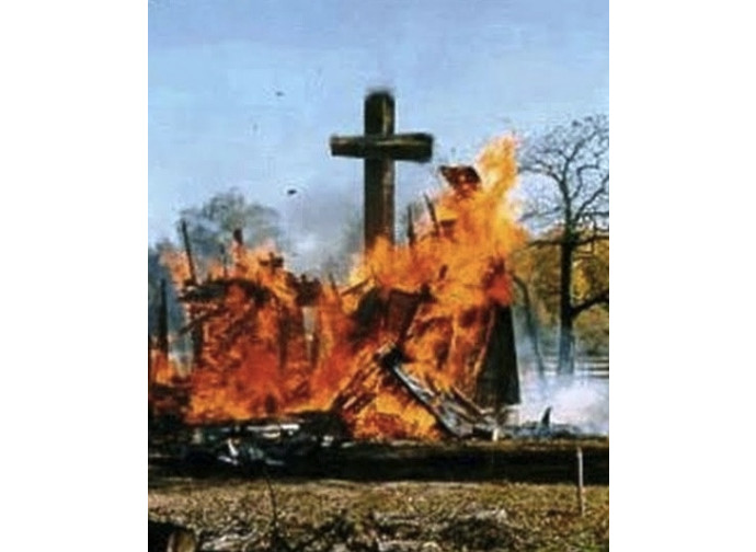 Il volto delle nuove persecuzioni Il volto delle nuove persecuzioni