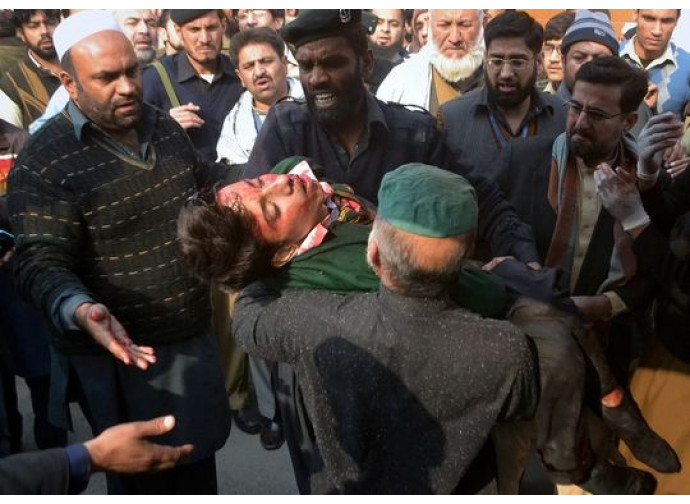 Peshawar, vittime