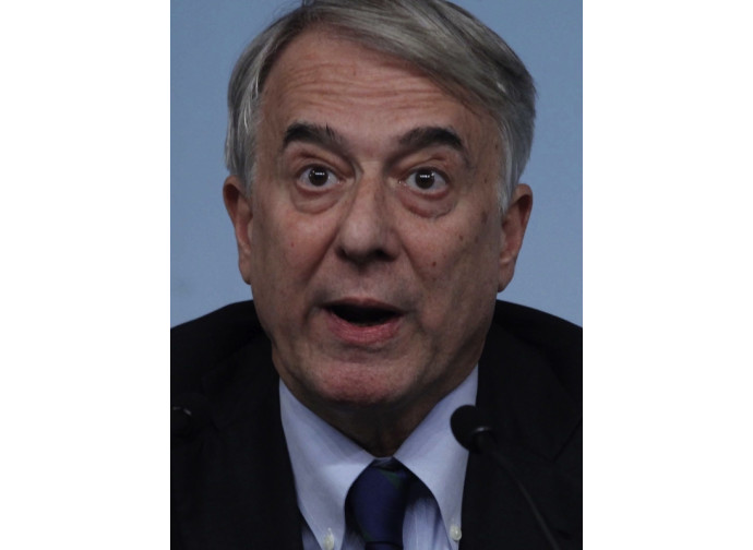 Il sindaco di Milano Giuliano Pisapia Il sindaco di Milano Giuliano Pisapia