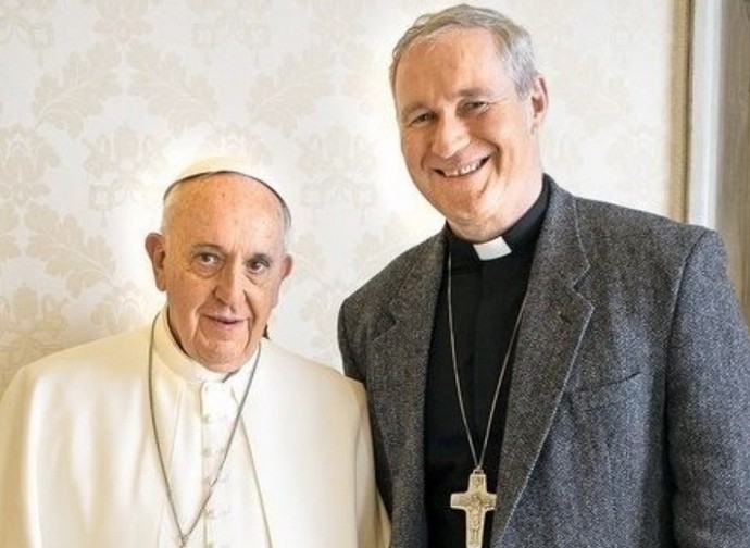 papa Francesco e il vescovo Bezak