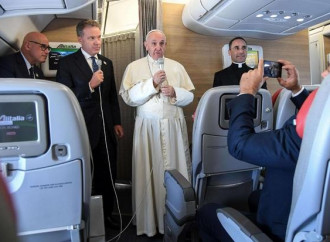 Clima, Farc, Trump e Africa: il Papa "vola" a tutto campo