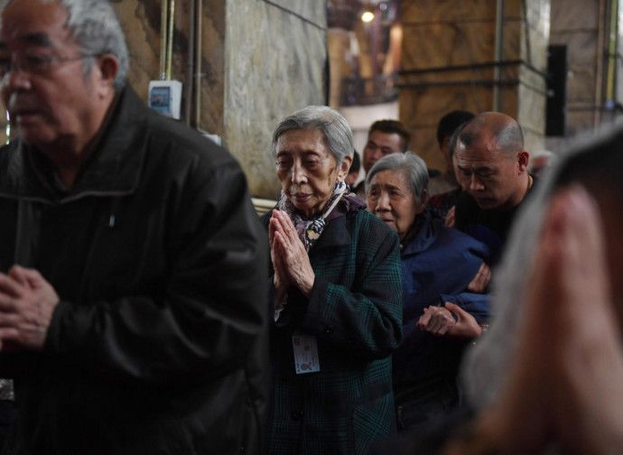 Cina, cattolici in preghiera