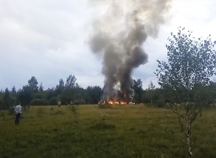 L'aereo di Prigozhin in fiamme
