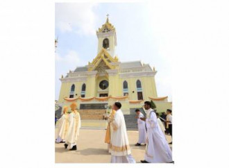 Consacrata una nuova chiesa in Cambogia