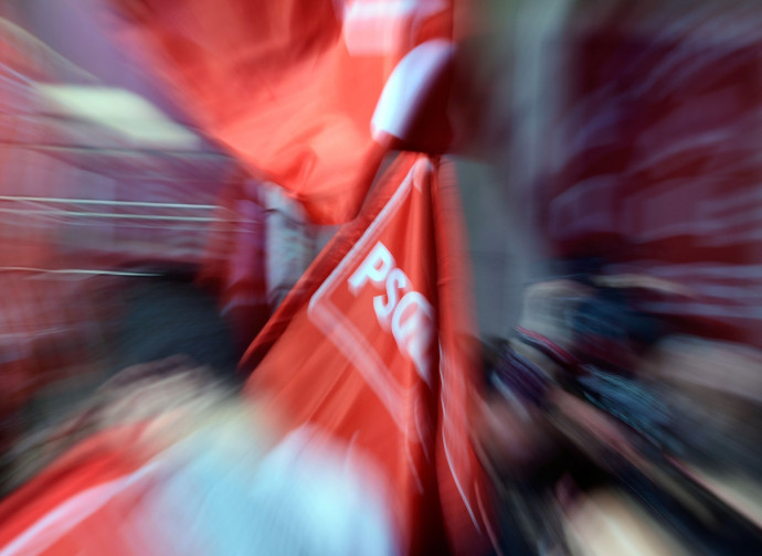 La bandiera del Partito Socialista Operaio La bandiera del Partito Socialista Operaio
