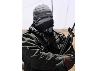 Libia, l'incredibile
suicidio dei ribelli