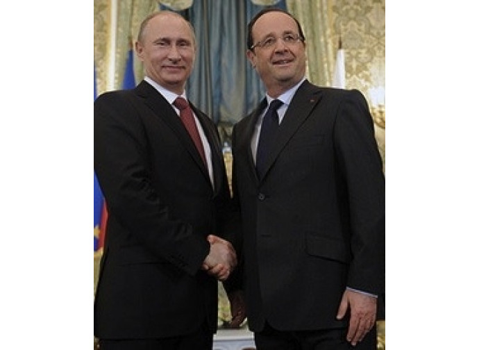Valdimir Putin con il presidente francese Hiollande Valdimir Putin con il presidente francese Hiollande