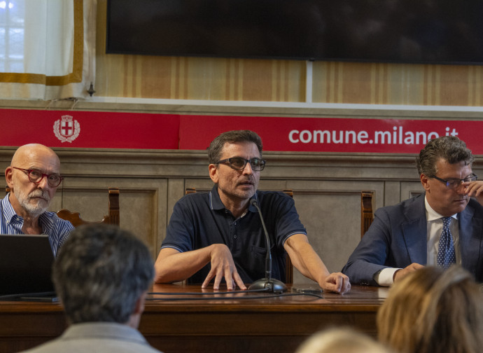 Davide Romano (al centro) presidente della Brigata Ebraica (La Presse)