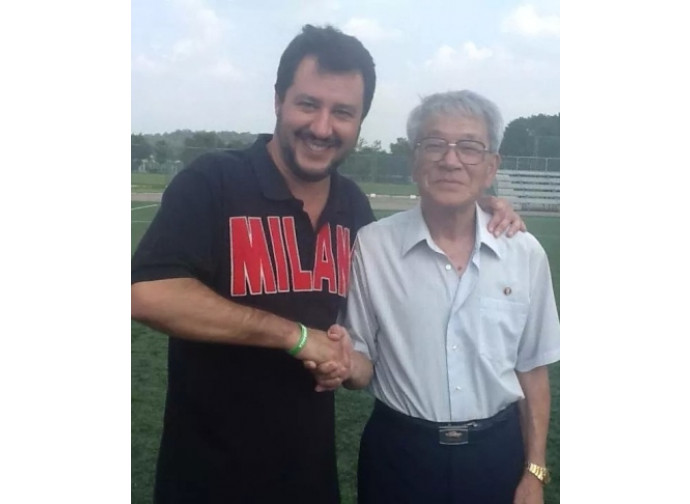 Matteo Salvini con Pak Doo-Ik Matteo Salvini con Pak Doo-Ik