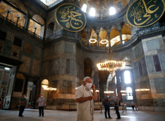 S'avvera il sogno islamista: Santa Sofia torna moschea