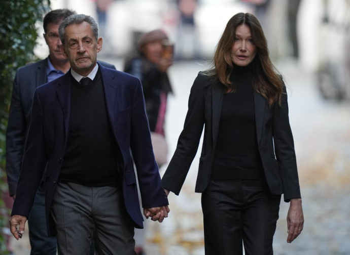 Nicolas Sarkozy e Carla Bruni (La Presse) Nicolas Sarkozy e Carla Bruni (La Presse)