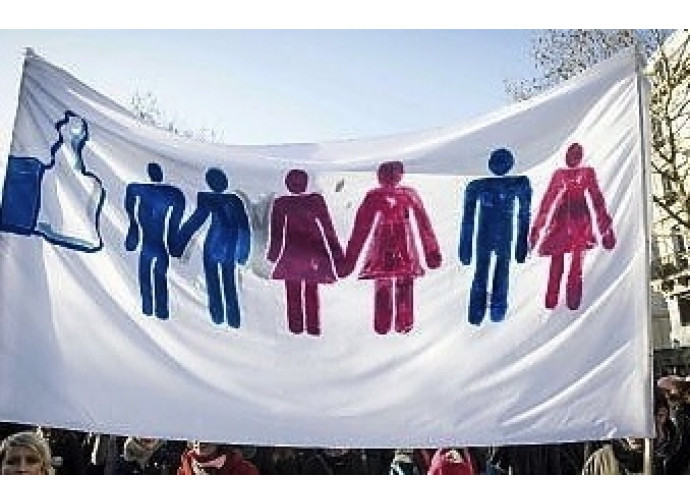 La legge Cirinnà equipara le unioni gay al matrimonio