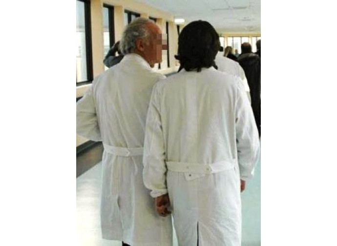 Pd all'attacco contro i medici obiettori di coscienza Pd all'attacco contro i medici obiettori di coscienza