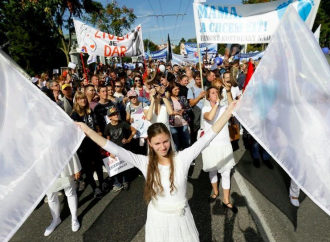 C'è un'Europa che si oppone ancora a gender e aborto