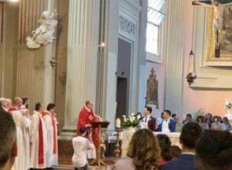 Benedizione gay, la diocesi del presidente Cei strappa