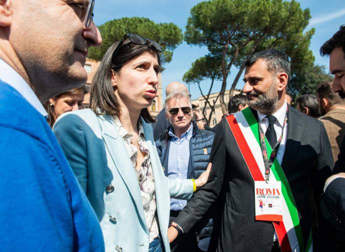 Ally Schlein e Antonio Decaro (La Presse) Ally Schlein e Antonio Decaro (La Presse)