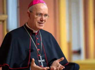 Vescovi senza mandato, Lefebvre parla per bocca di Schneider