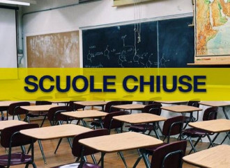 Riapre o non riapre? È il caos, così si demolisce la scuola