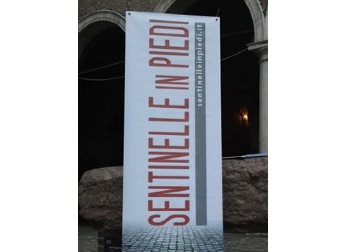 Oggi e domani le Sentinelle in Piedi tornano in piazza Oggi e domani le Sentinelle in Piedi tornano in piazza