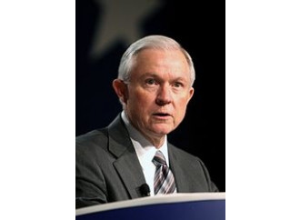 Sessions lavora per i russi? Tutto da dimostrare