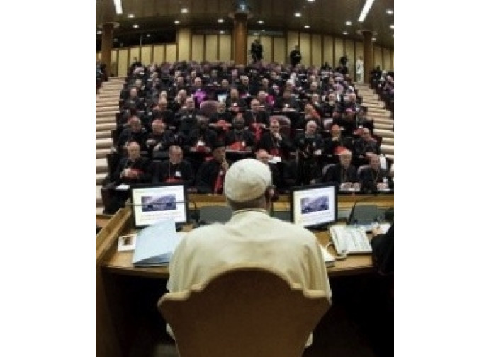 Il Papa apre il Sinodo sulla Famiglia Il Papa apre il Sinodo sulla Famiglia