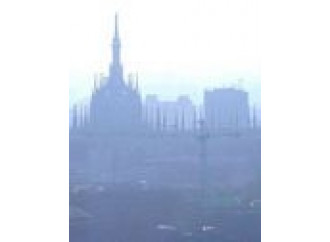 Smog, la vera emergenza sono politici e vescovi