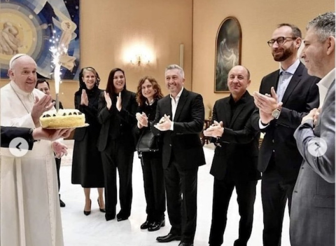 Il compleanno vaticano del regista del docufilm Francesco Il compleanno vaticano del regista del docufilm Francesco