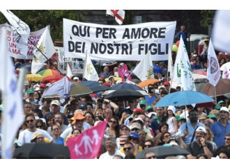 Supplica a papa Francesco con 400mila firme