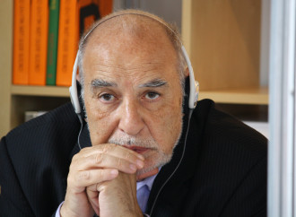 Ben Jelloun predica contro il jihad, lontano dal fronte