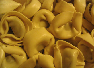 Abbasso i tortellini al pollo, la peggiore "accoglienza"