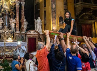 Hanno portato via il Signore! L'Amazzonia entra in chiesa con un culto pagano