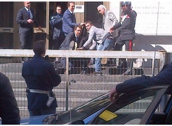 Il soccorso ai feriti al Tribunale di Milano
