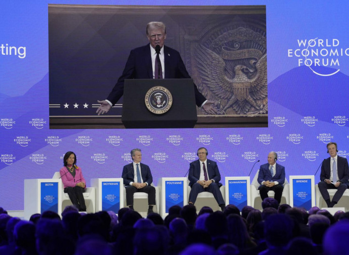 Trump, il discorso a Davos (La Presse) Trump, il discorso a Davos (La Presse)