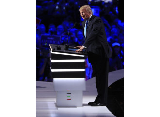 Donald Trump cerca il voto delle vittime della crisi