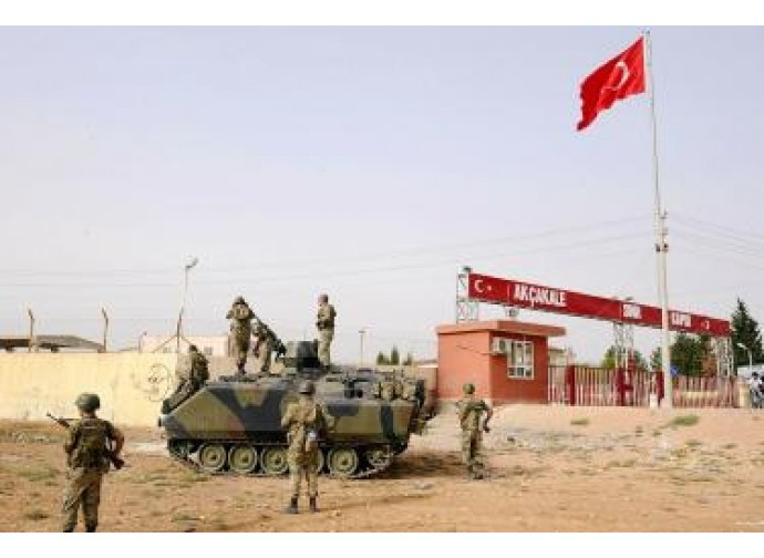 Turchia-Siria, la frontiera militarizzata Turchia-Siria, la frontiera militarizzata