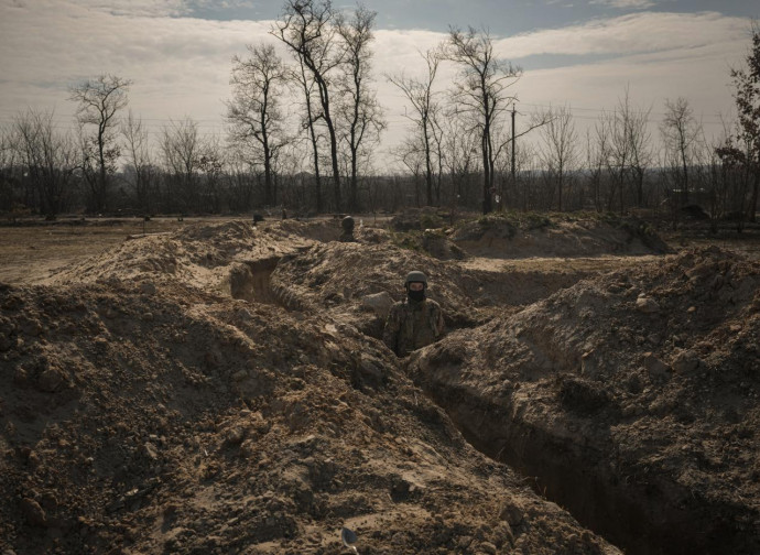 Ucraina, trincee al posto dei raccolti