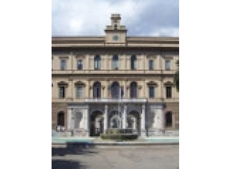 "Chiudiamo l'Università di Bari"