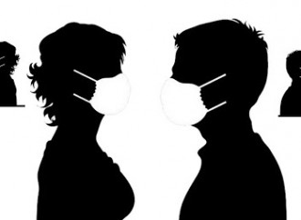 Delirio dei ginecologi: "Fate sesso, ma in mascherina"