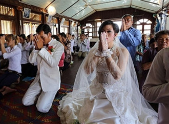 “Sposatevi!”, così il Vietnam comunista incentiva la natalità