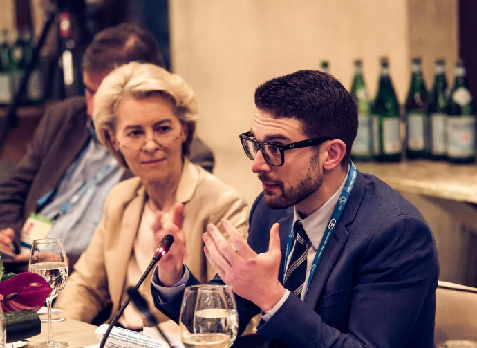 Ursula von der Leyen e Alexander Soros (dal profilo Facebook di A. Soros)