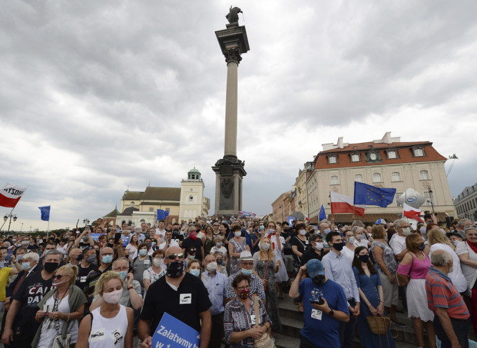 Varsavia, ultimo giorno di campagna elettorale