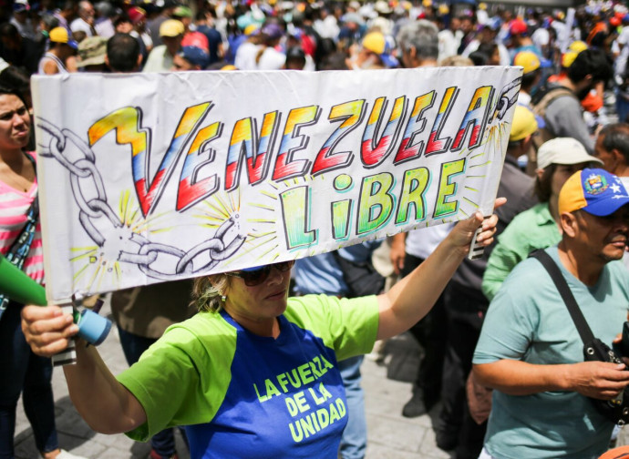 Venezuela, protesta dell'opposizione presso la sede dell'Onu